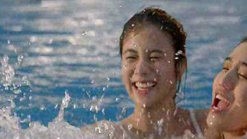 胆小者看的恐怖电影解说：4分钟看懂泰国恐怖片《泳队惊魂》