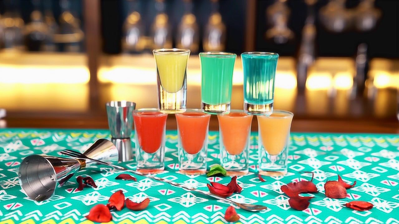 让彩虹子弹鸡尾酒再飞一会