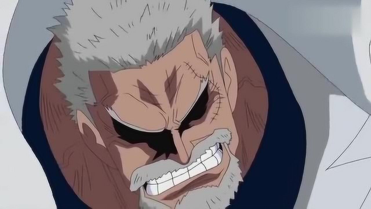 顶上战争马尔科飞到处刑台救艾斯不料被卡普一拳揍飞