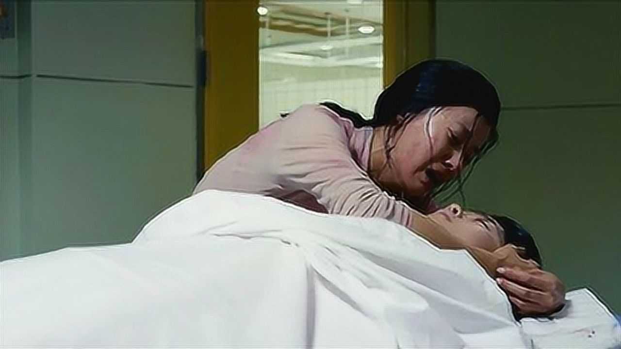 一部催人泪下的韩国电影, 女儿遭多名学生侵犯, 单亲妈妈愤恨复仇