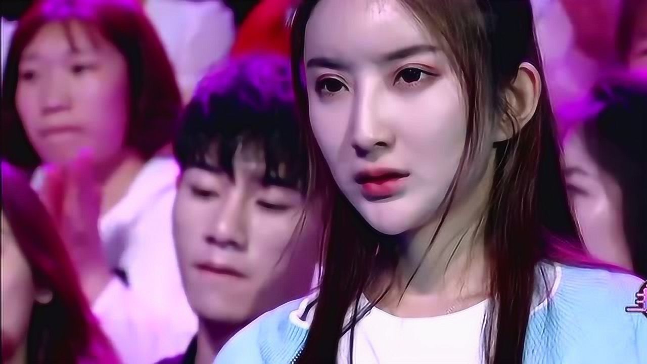 非常完美女嘉宾大度让情敌上台这举动反而让袁世中心动