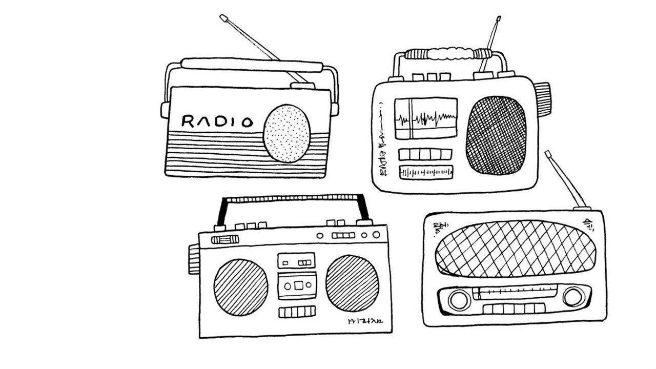 老外2分鐘教你畫4種不同的收音機,太簡單!