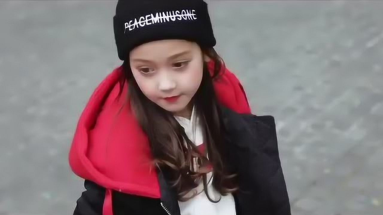 用心捕捉你纯真可爱的笑容,网红童模anna小姐姐了解一下!