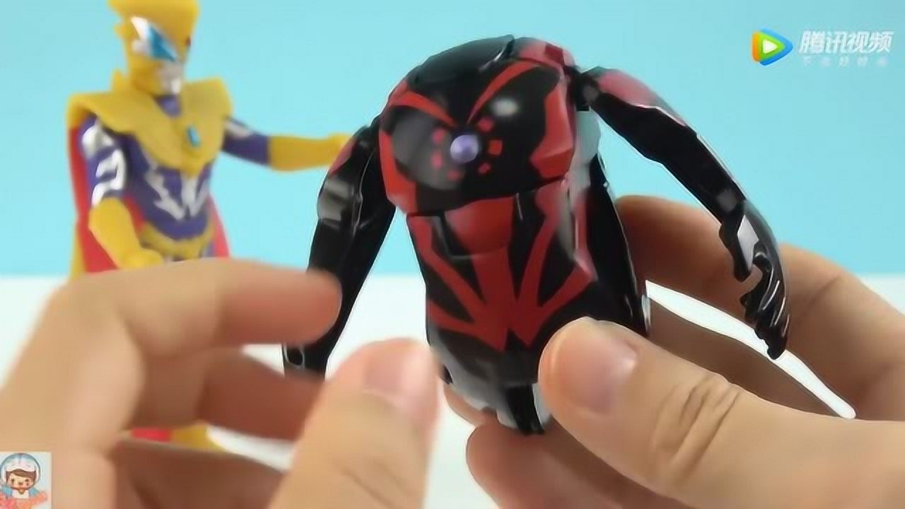 玩具益趣园杰克奥特曼的皇家形态他的披风好帅啊