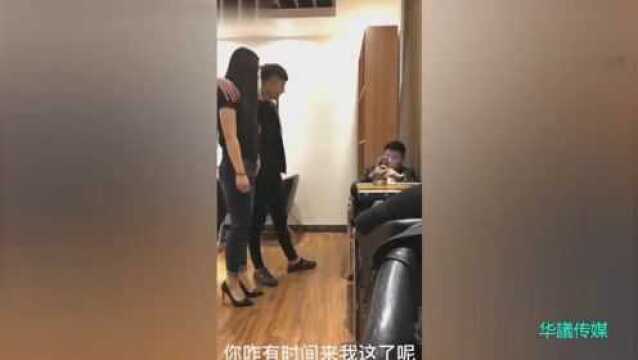 别碰我的女人,我会拼了命去保护她!