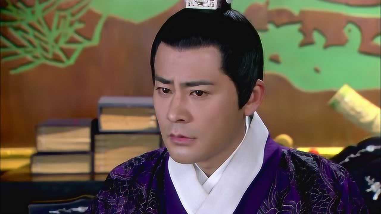 卫王一看到上官丹凤,眼睛就离不开她了,这就是所谓的一见钟情?