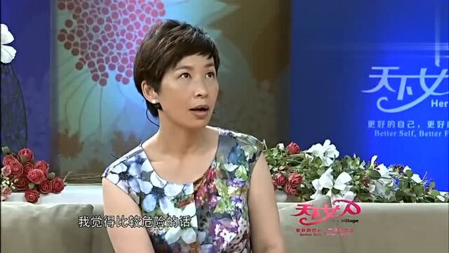 闾丘回忆伊拉克战争时期,讲述做战地记者的艰辛,网友:辛苦了