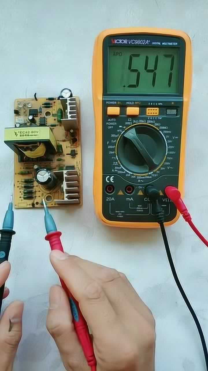 電路板上二極管怎麼判斷好壞萬用表直接測量