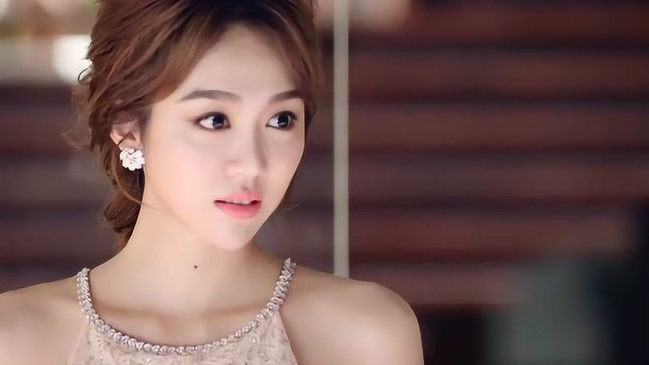 爱情回来了:承磊在念念婚礼上亲小诺被高见发现,这下怎么办?