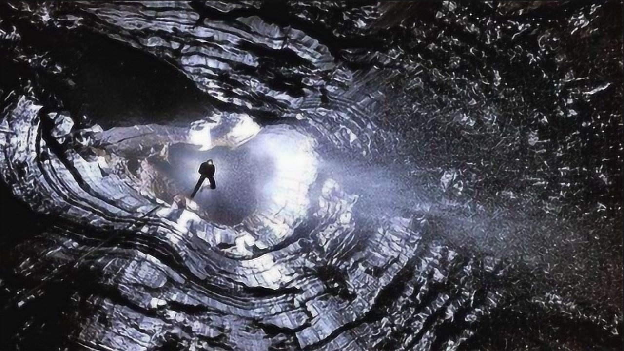 诡异!地球乍现神秘无底洞,科学家都秘而不宣,究竟隐藏怎样秘密