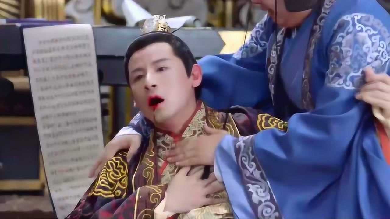 天皇急火攻心,加上大冢宰的毒药,气的直吐血