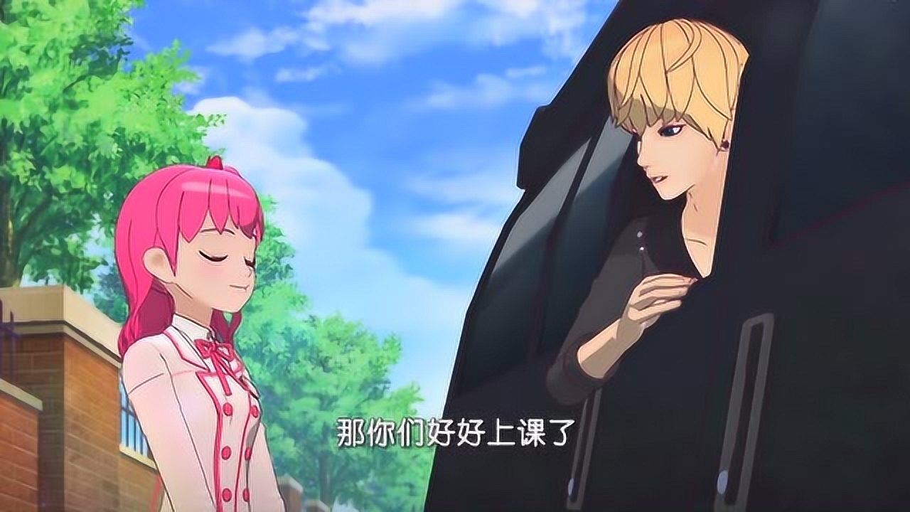 菲梦少女可星看到男神俊宇立马犯花痴了