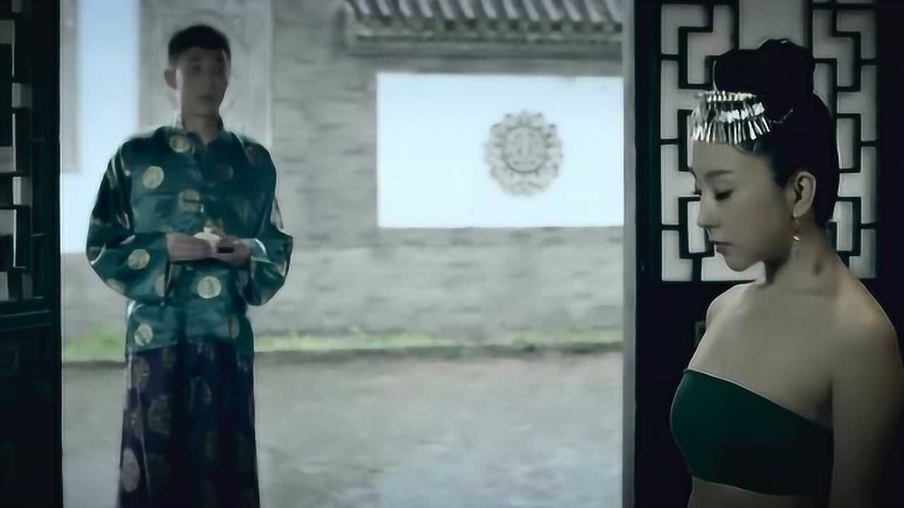 赶尸人之九阴蛊女：单纯的阿依，被人惦记了还不知道_高清