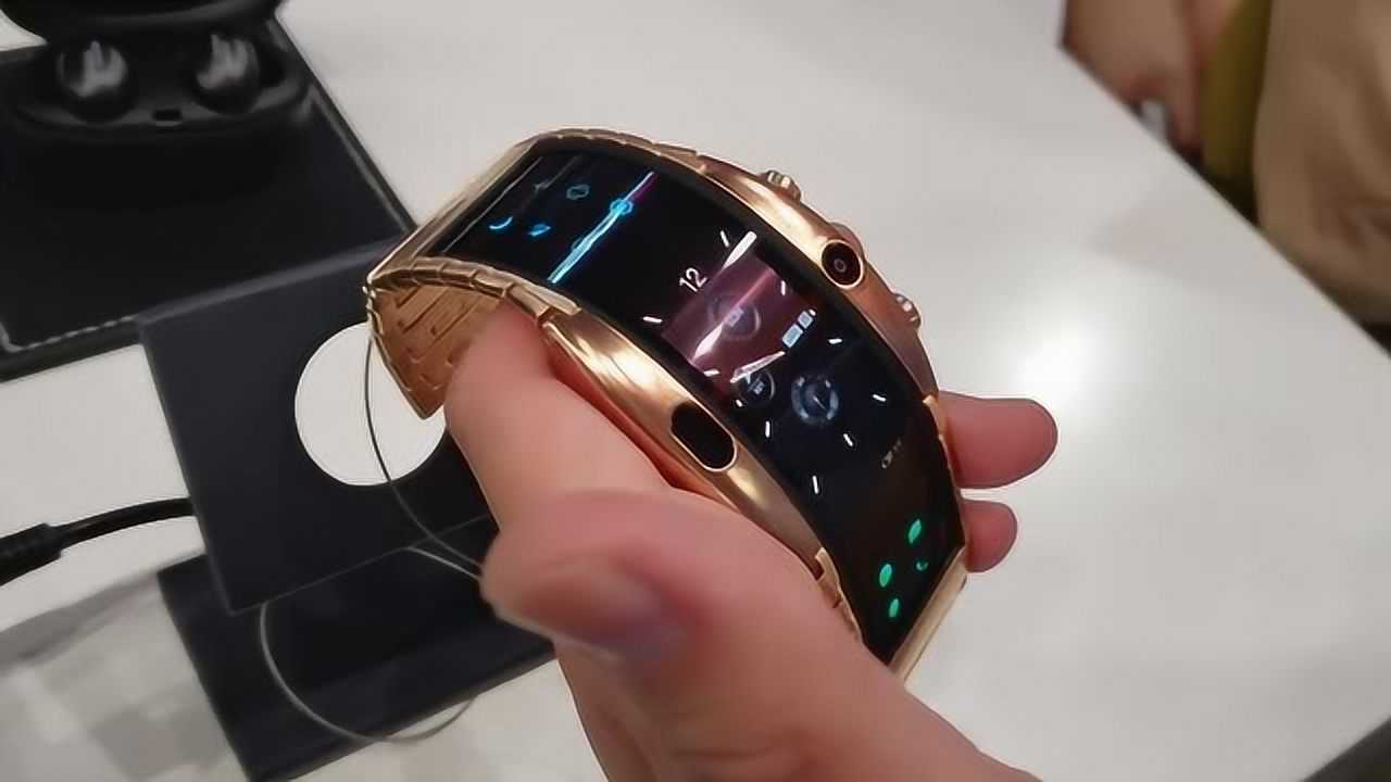 努比亚a曲面智能手表云体验,体积硕大换来的丰富功能