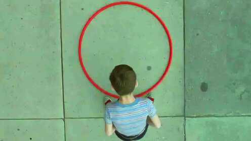小伙发明了一个圆圈，人们都把他当白痴，结果他却成了亿万富翁！