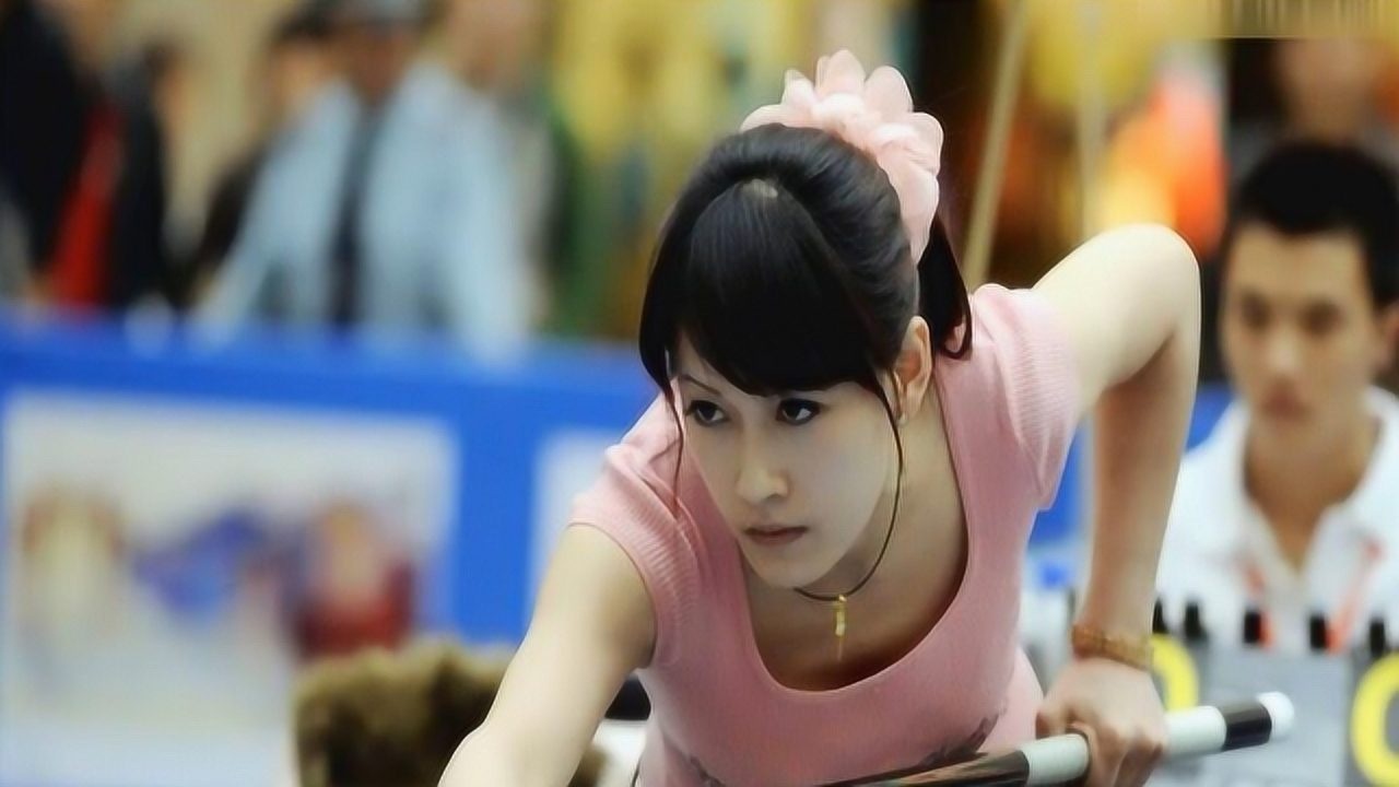 40岁台球女神何心如首爆择偶标准,原来她喜欢日本男士