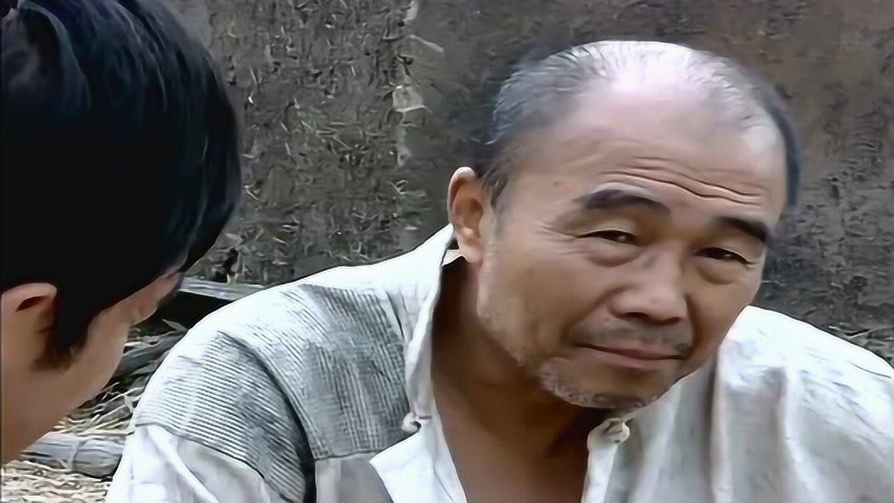 小兵张嘎:英子爷爷看出石磊是特务,知道他是冒牌的八路