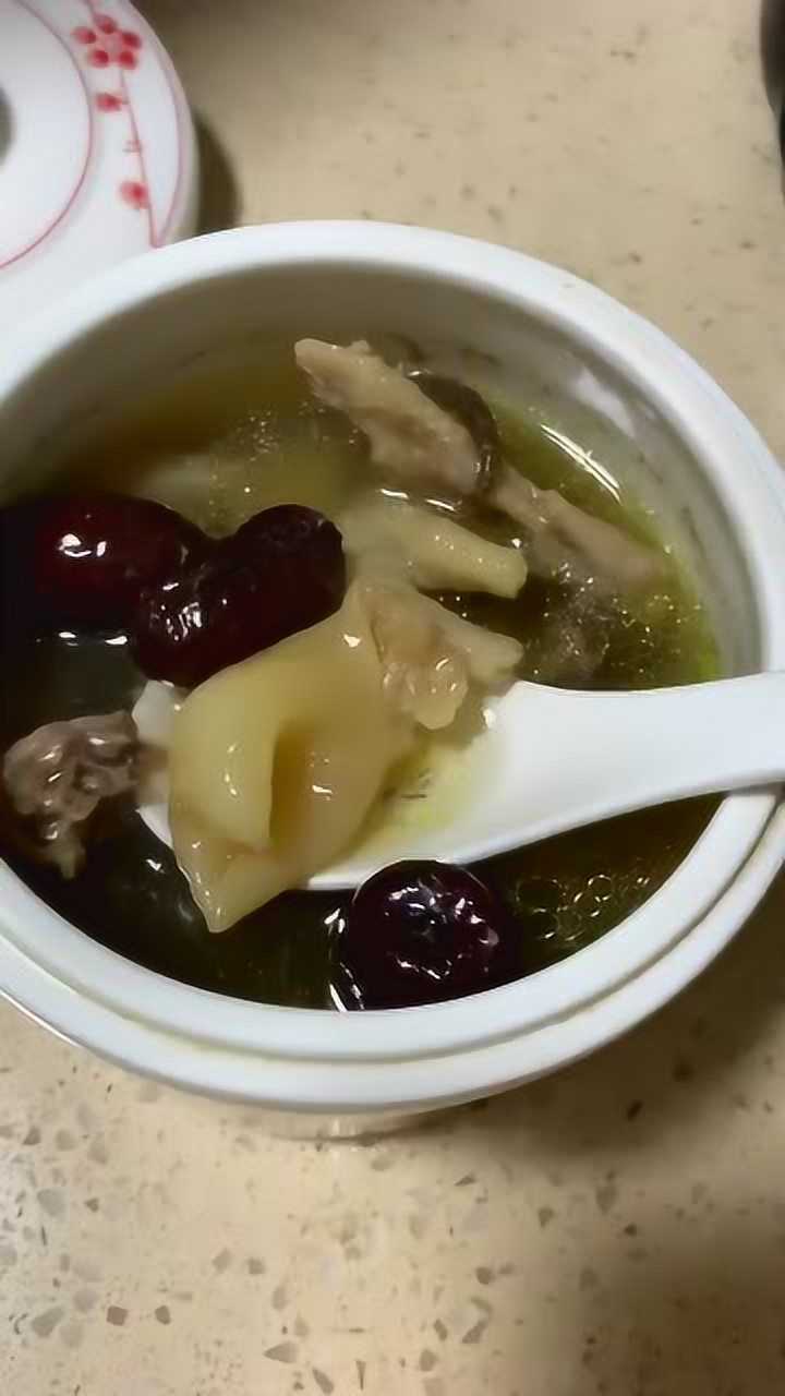 一週一次的海馬田七花膠湯,給青春期的娃喝