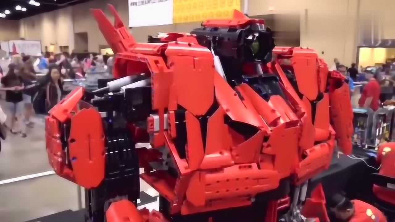 中国大神搭建的乐高环太平洋中国机甲暴风赤红参加乐高国际展