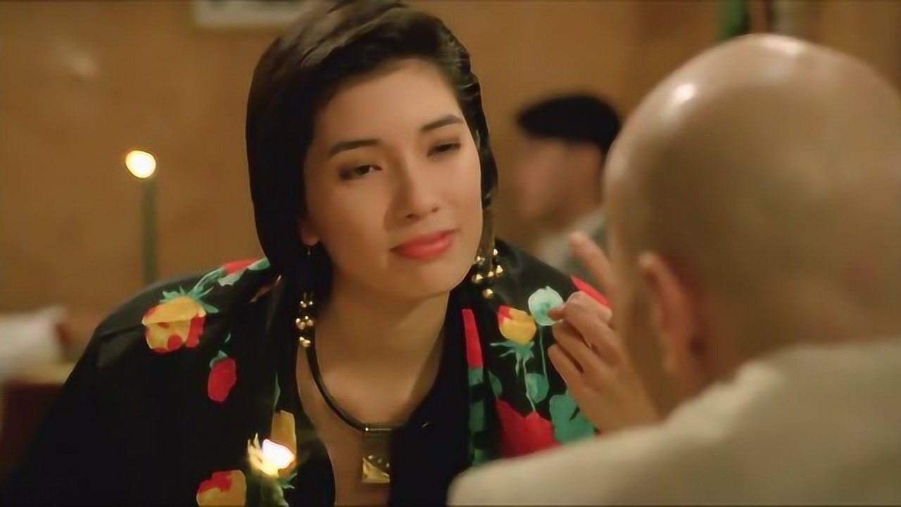 瘦虎肥龙虎叔胖哥搭档开车为了报复劫匪故意剐蹭汽车