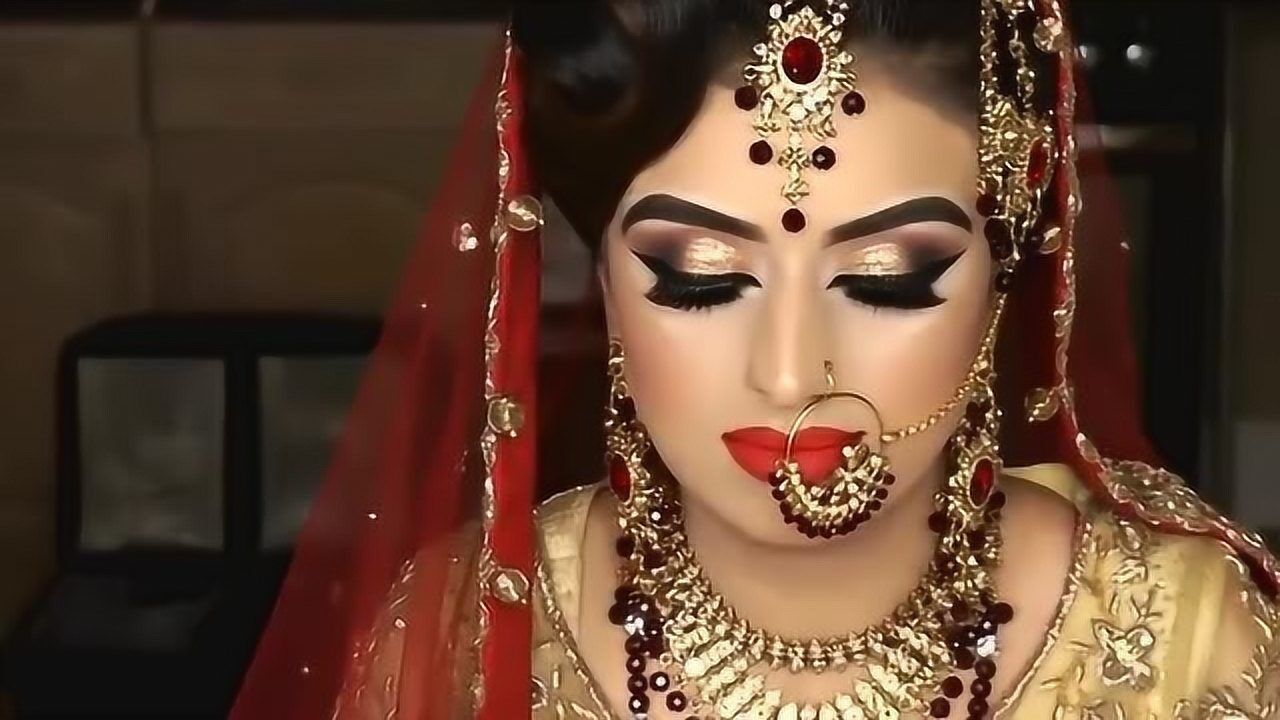 印度新娘妆,化妆全程好仔细,这妆容被震撼到了