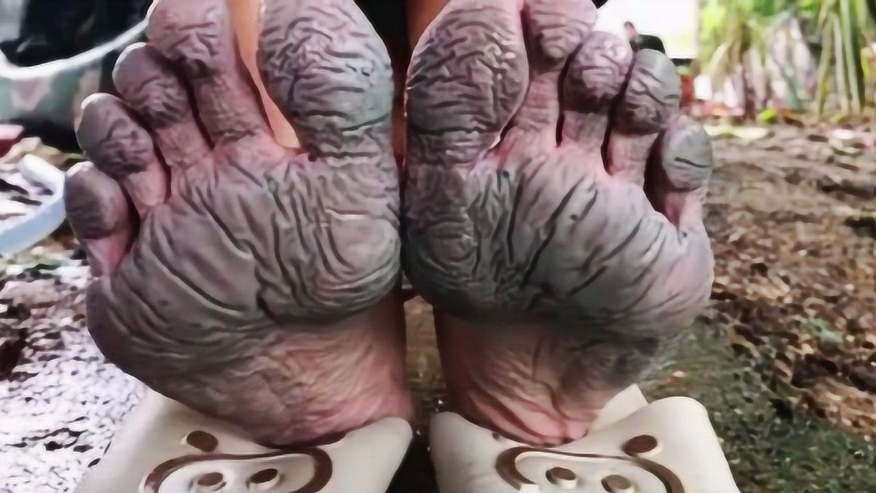 泪目！一段85秒，中国军人“脚”的视频，令人刻骨铭心！_高清