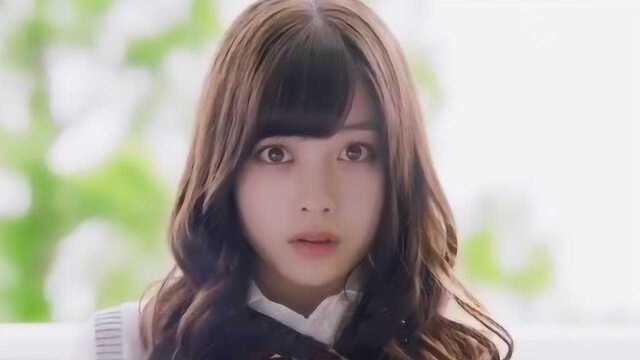 漫改真人版电影《午夜0时的吻》预告释出,讲述高中生花泽日奈奈的爱情故事