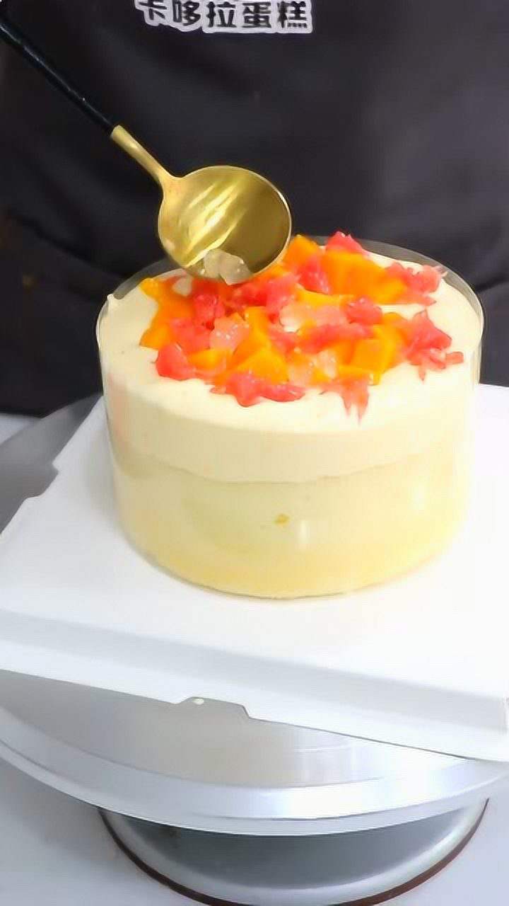 充满创意的折纸红玫瑰蛋糕,小成本也能做出高级感!