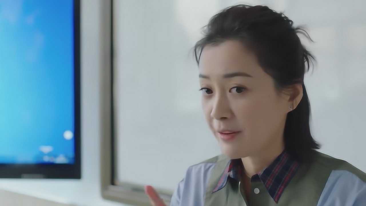 小欢喜:任重李萌约会,潘帅狂吃飞醋,搂过李萌就吻