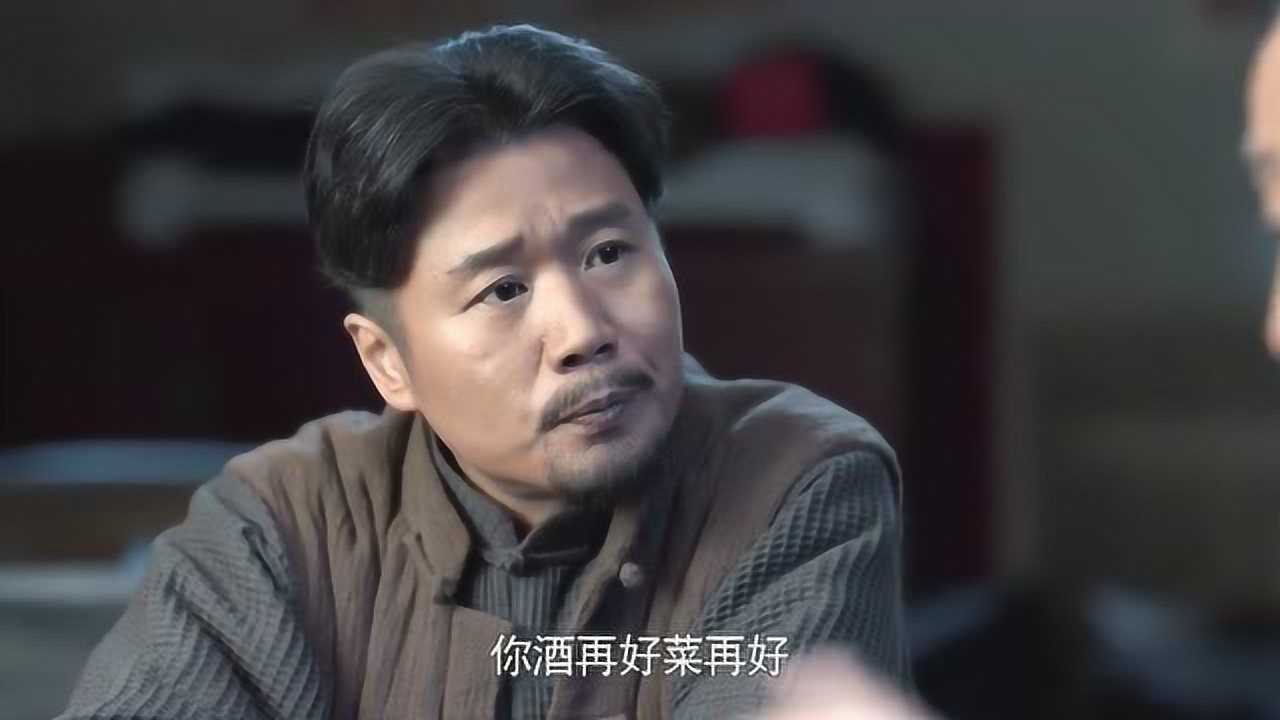 老酒馆老蘑菇这是要造反还试图说服别人真是可笑