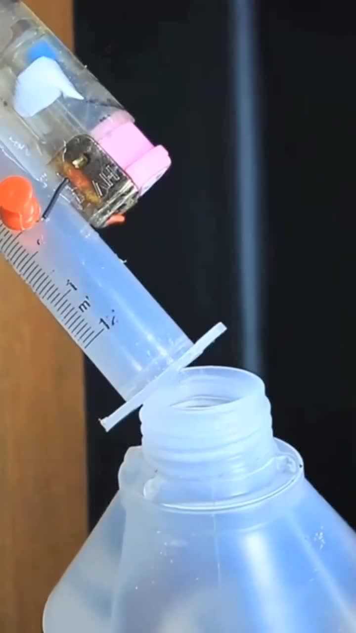 挑战自制酒精炮,威力很可以_腾讯视频