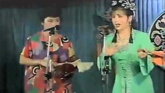 二人转《小西厢ⷧ›˜家乡》,刘桂玉这韵味太美了,点赞!