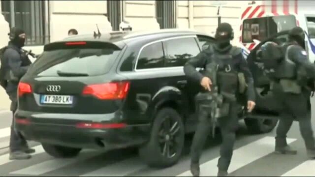 法国国家宪兵特勤队GIGN号称“凯旋门前的利剑”