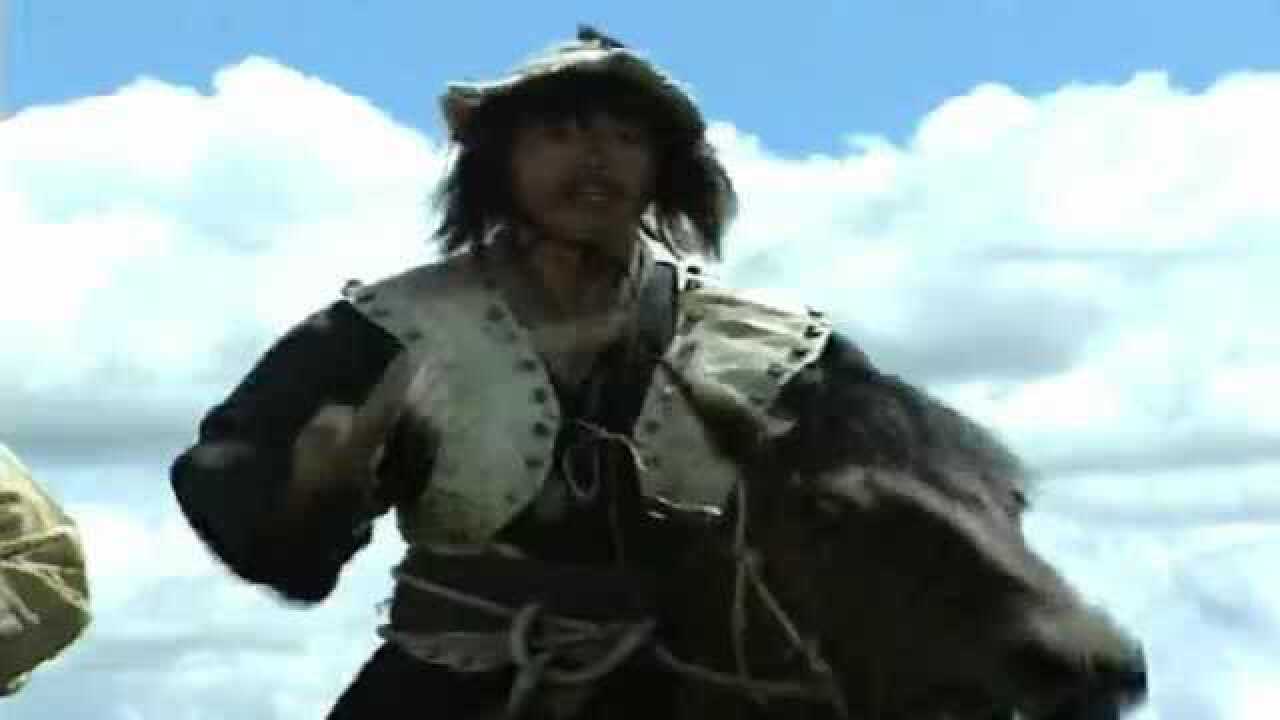 《成吉思汗》:铁木真弯弓射雕吓退脱朵_腾讯视频