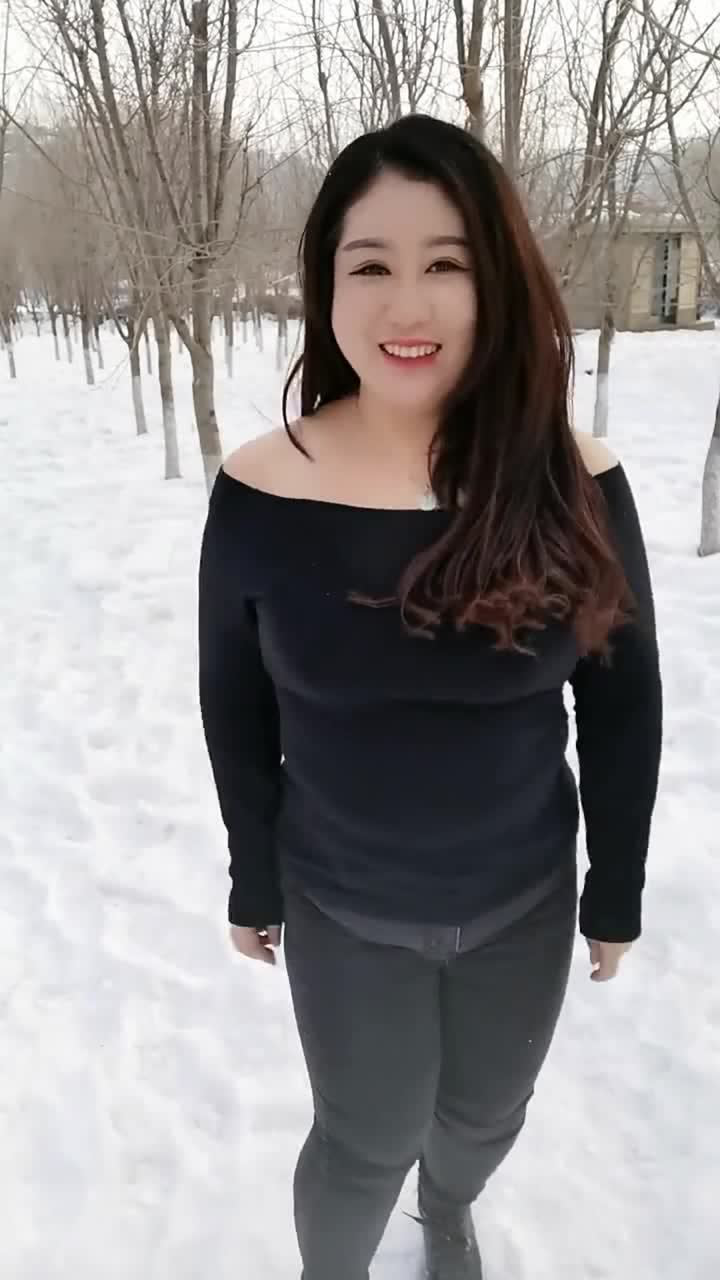 东北版本的卡戴珊,微胖的身材很旺夫,娶回家有福气!