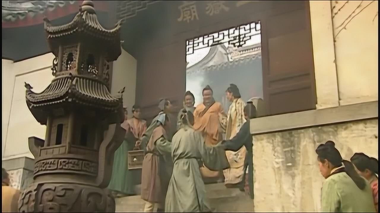 98版水浒高衙内调戏林娘子林冲的回应注定他以后悲凉的结局