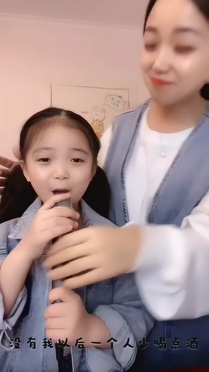 怪不得童星李悟能这么火原来是有好妈妈的陪伴幸福的小姑娘