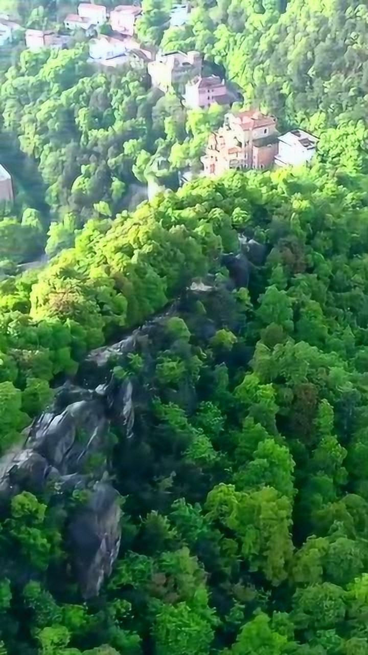 城在山中山在城里,这里是重庆工商大学龙脊山云游花花世界