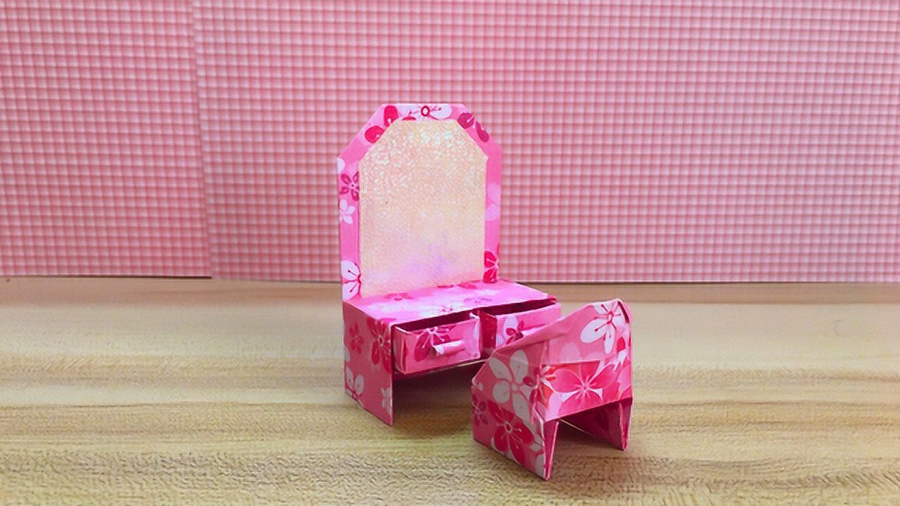 创意纸艺手工教程用纸折化妆台和椅子