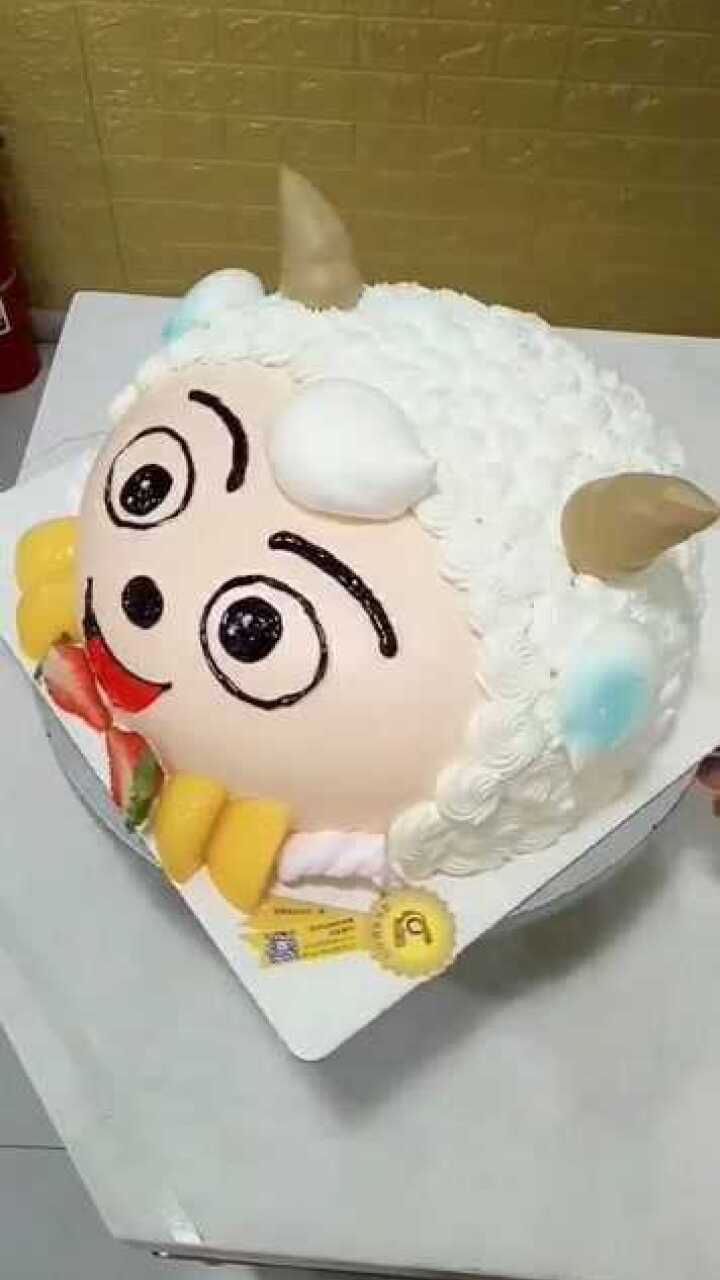 非常可爱的喜羊羊蛋糕送给孩子他一定很喜欢