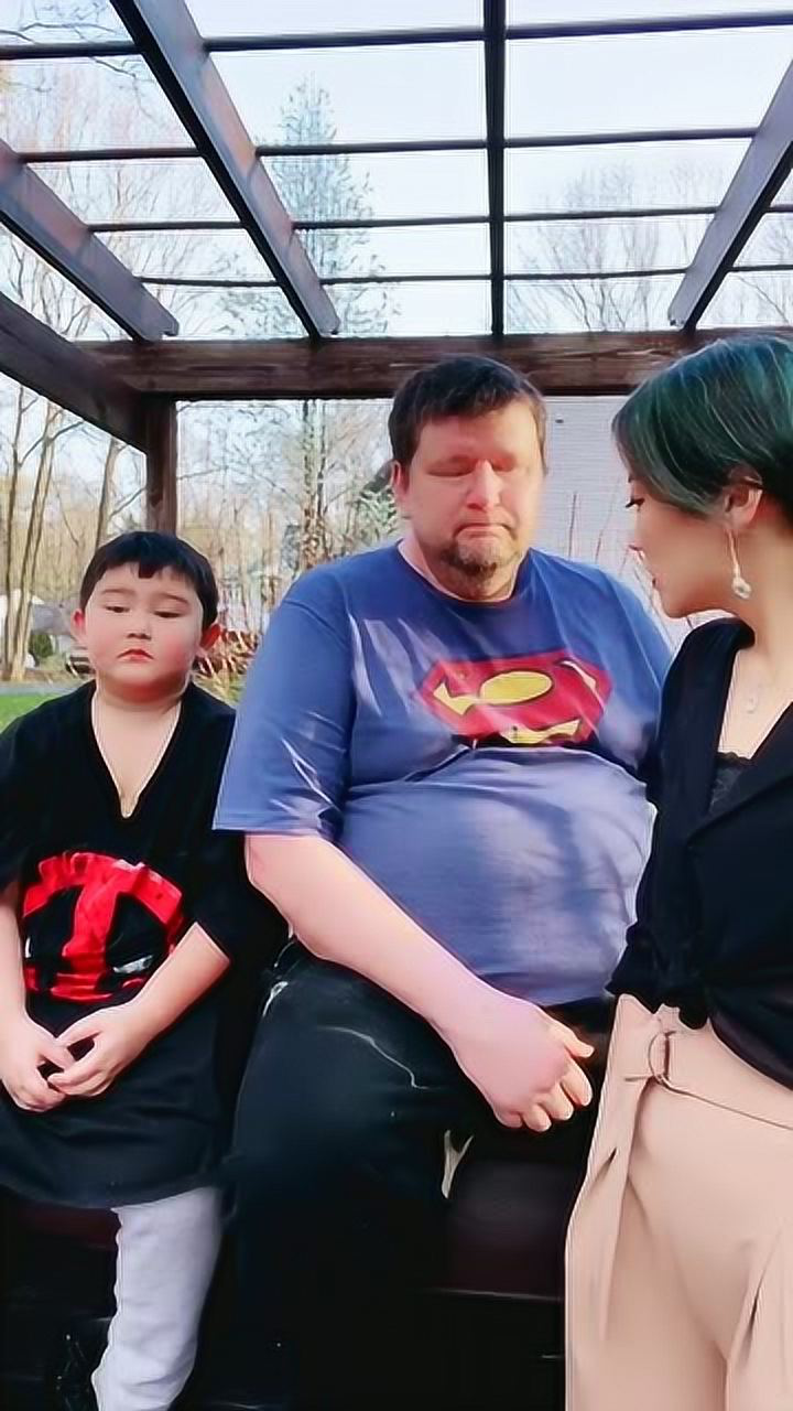 美国疫情持续升级二姐的老公狠心决定什么时候结束疫情什么时候剃胡子