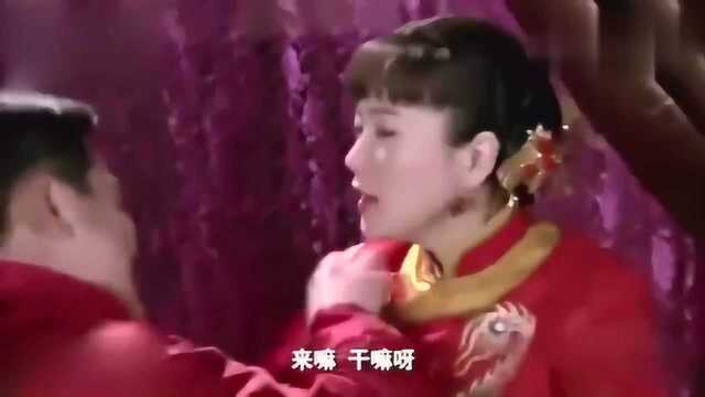 影视剪辑:温峥嵘新婚洞房夜,没想到丈夫兽性大发会咬她,为娘的都看怒了