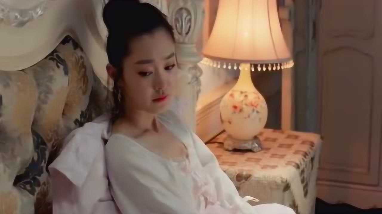 小楼又东风吕其松遭受暗杀晗芝母女两个一副心事重重的样子