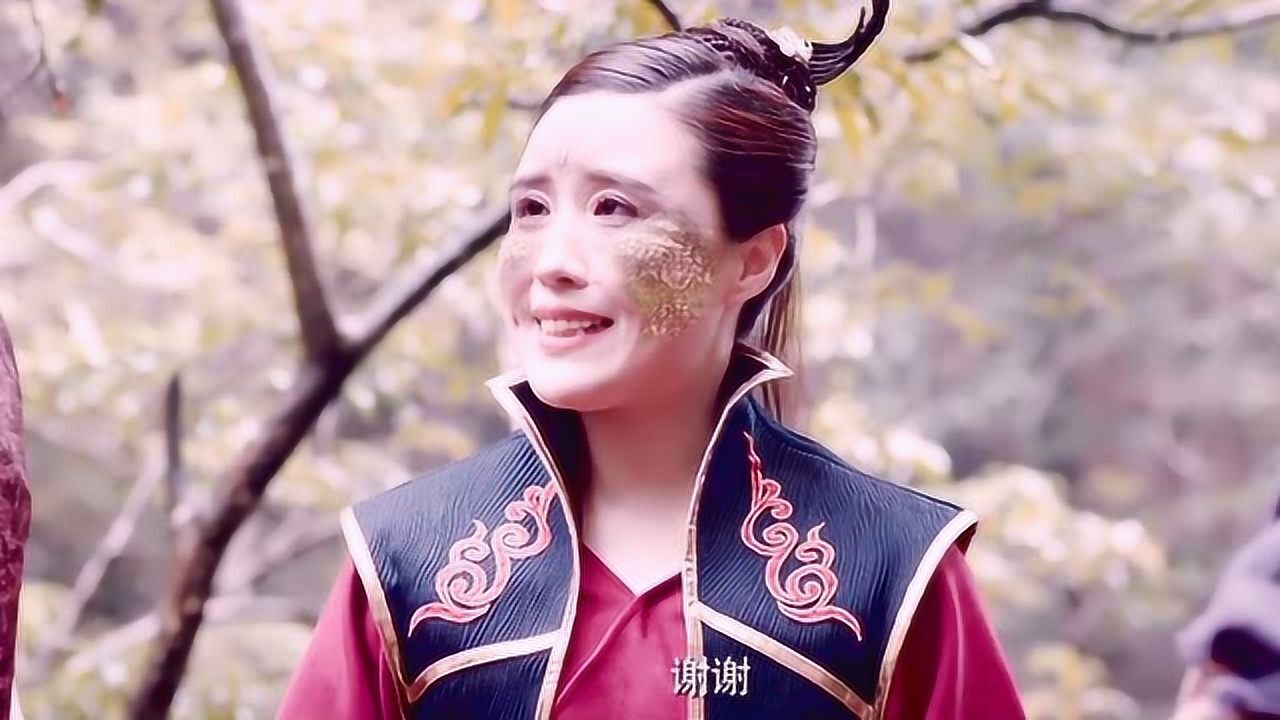 《新编宝莲灯》癞蛤蟆成精一害羞就现形,吓得沉香和孙悟空胖揍她