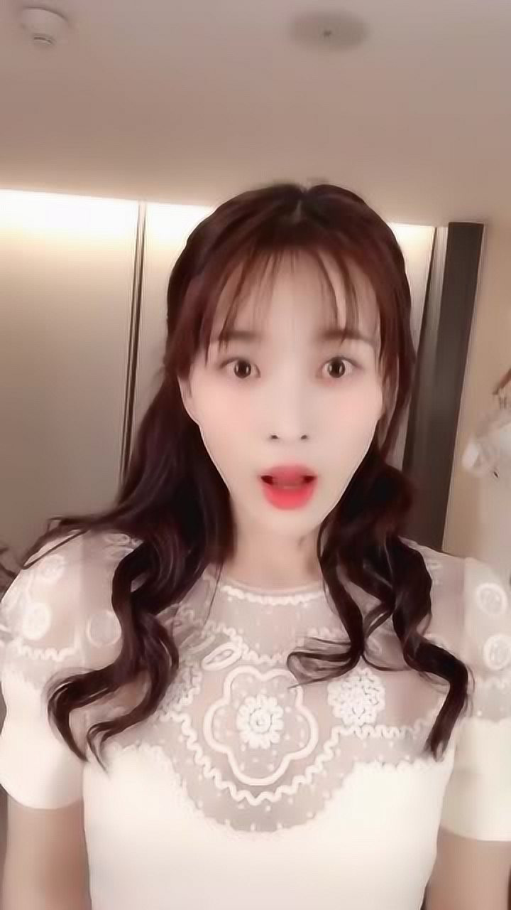 赵樱子在线奉上表情包闭眼嘟嘴转圈圈你喜欢哪一个呢