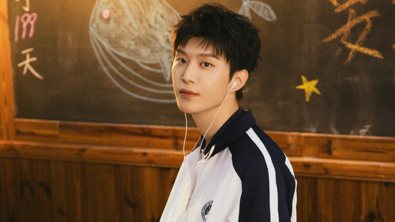 范丞丞新剧直播拒跳科目三,满脸嫌弃不理解,张译也曾公开拒绝