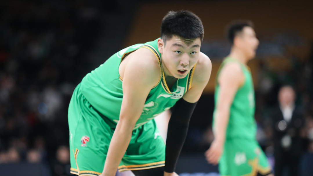 杨鸣现场督导,俞泽辰大秀三分,韩德君心情大好