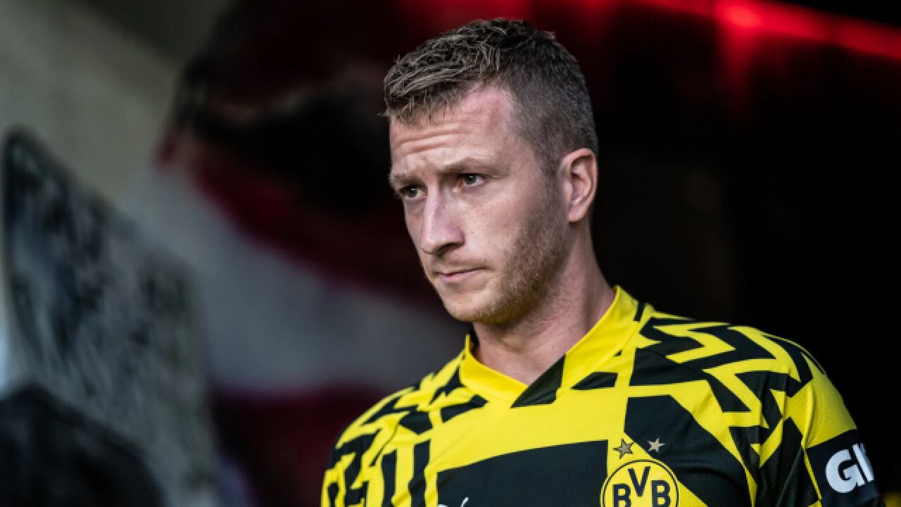 多特2-2美因茨!多特痛失好局耻辱丢冠,罗伊斯11年无果泪洒现场