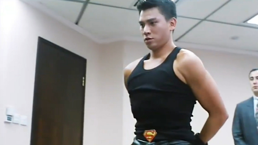 马来西亚保镖以为自己无敌,对上东星何勇,几招直接趴了