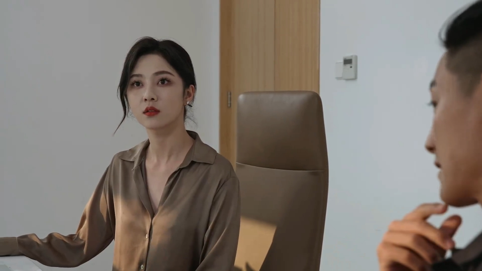 我的:自己辛苦培养的助理被竞争对手撬走,霸道女总裁发飙了